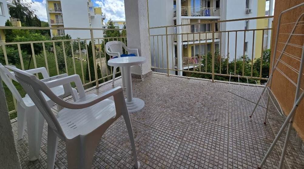 3-Zimmer-Wohnung in einer Wohnanlage mit umfangreicher Infrastruktur in Sveti Vlas