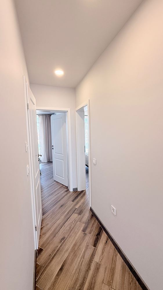 Luxuriöse Wohnung mit drei Schlafzimmern in erster Meereslinie in Ravda – Raum, Prestige und beeindruckendes Meerespanorama