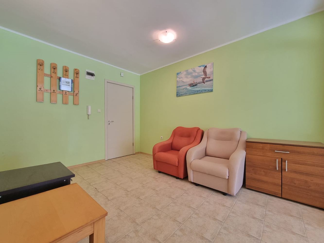 Möblierte Wohnung mit einem Schlafzimmer in Sunny Beach – funktionale Immobilie mit Ausstattung und niedriger Instandhaltungsgebühr