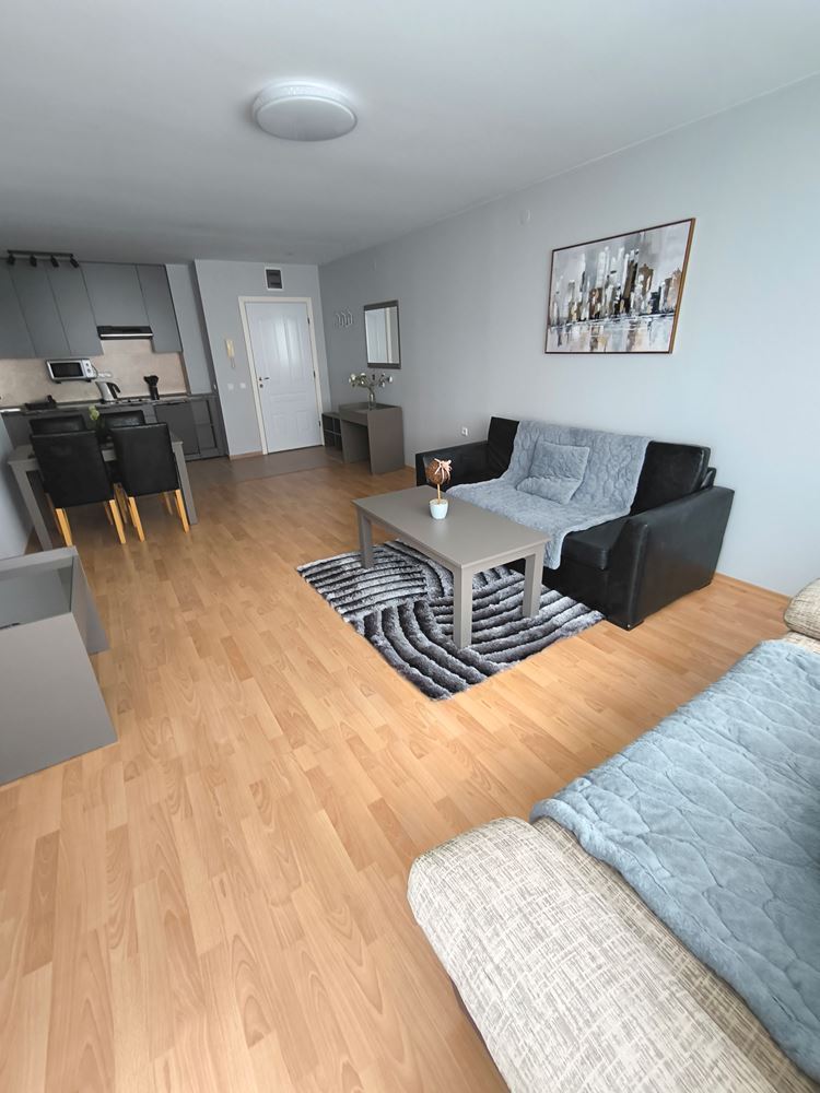 Luxuriöse Wohnung mit einem Schlafzimmer in erster Meereslinie in Sveti Vlas