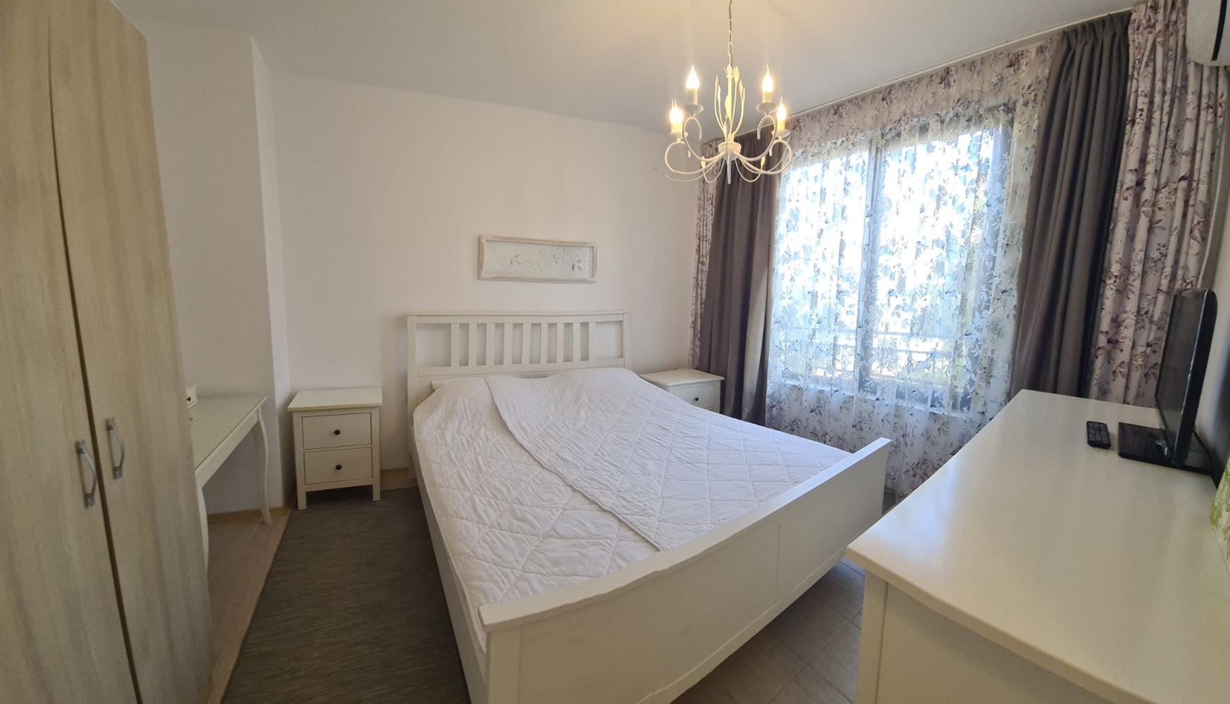 Luxuriöse Drei-Zimmer-Wohnung (Apartment mit zwei Schlafzimmern) in einem Elite-Komplex in Sosopol