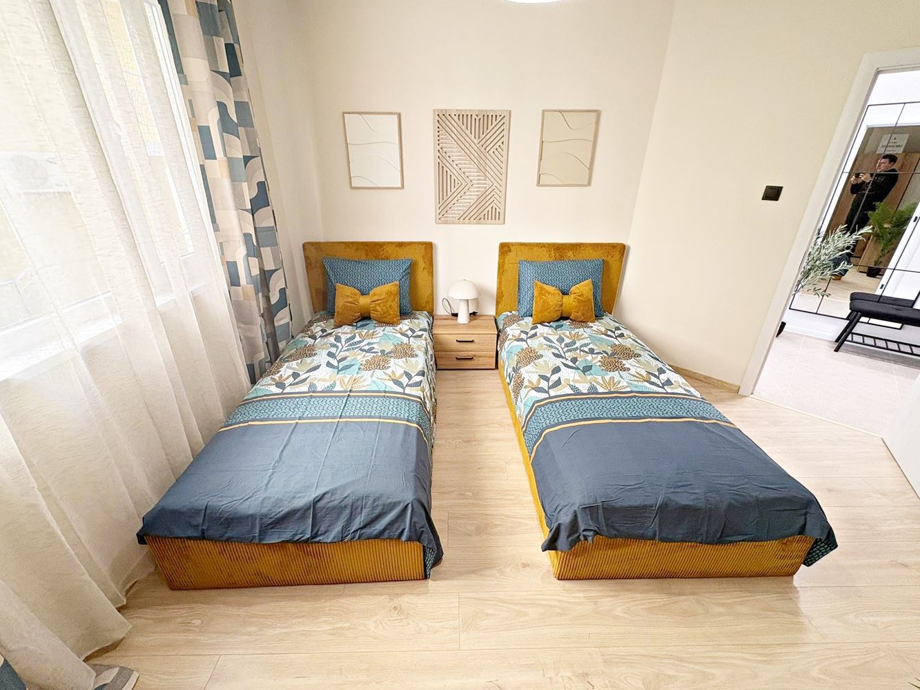 Zwei unabhängige Wohneinheiten mit Meerblick im Zentrum von Sveti Vlas – Designer-Interieur und eigener Parkplatz