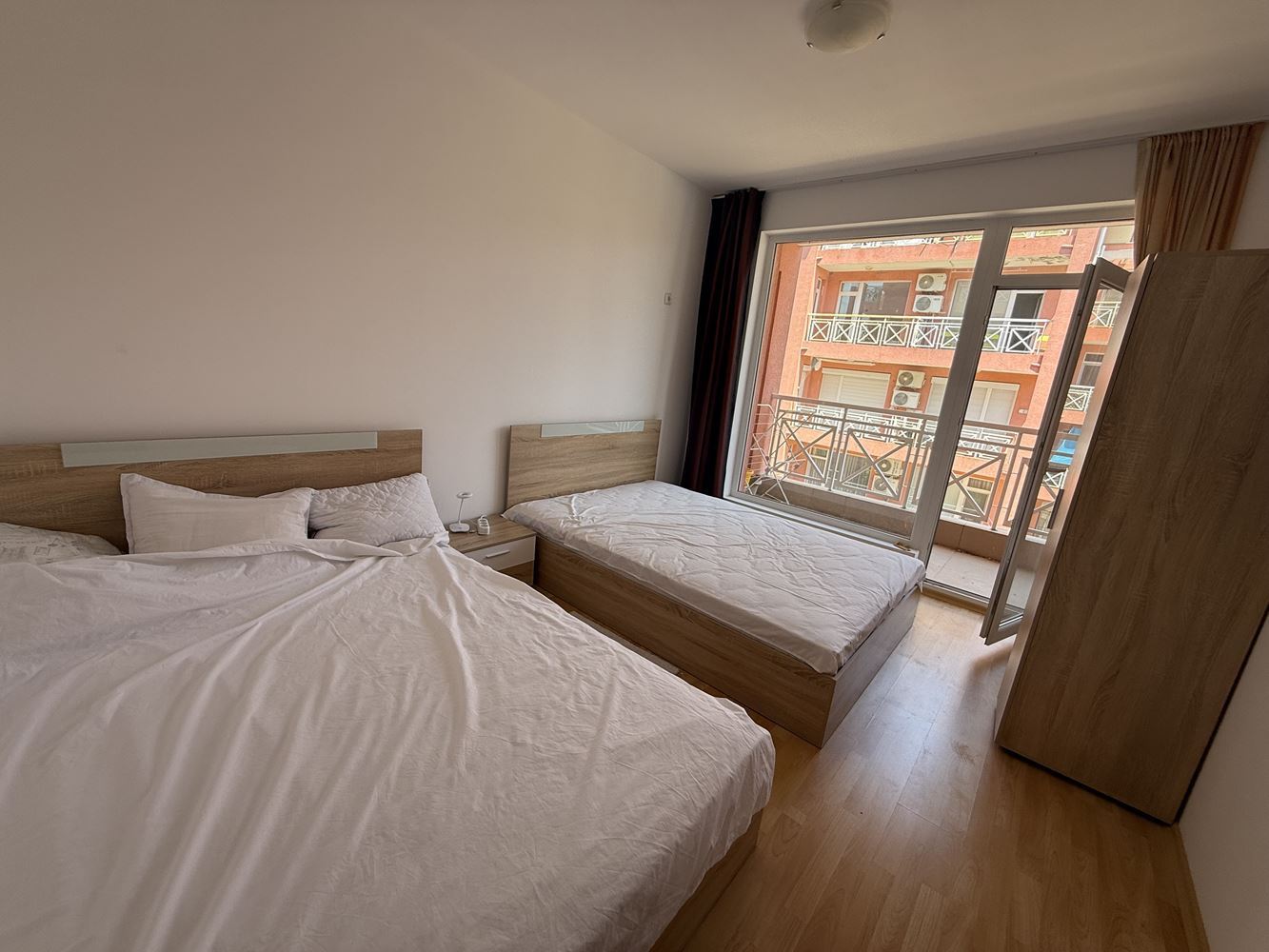 Möblierte Ein-Zimmer-Wohnung mit Poolblick in Sonnenstrand