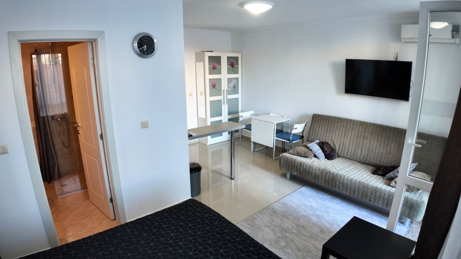 Stilvolles Studio mit Poolblick in Sonnenstrand – Komfort und hervorragende Annehmlichkeiten