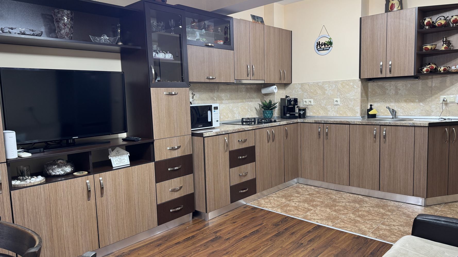 2-Zimmer-Wohnung in der Altstadt von Pomorie – ohne Wartungsgebühr, ausgezeichnete Immobilie in einer malerischen Lage