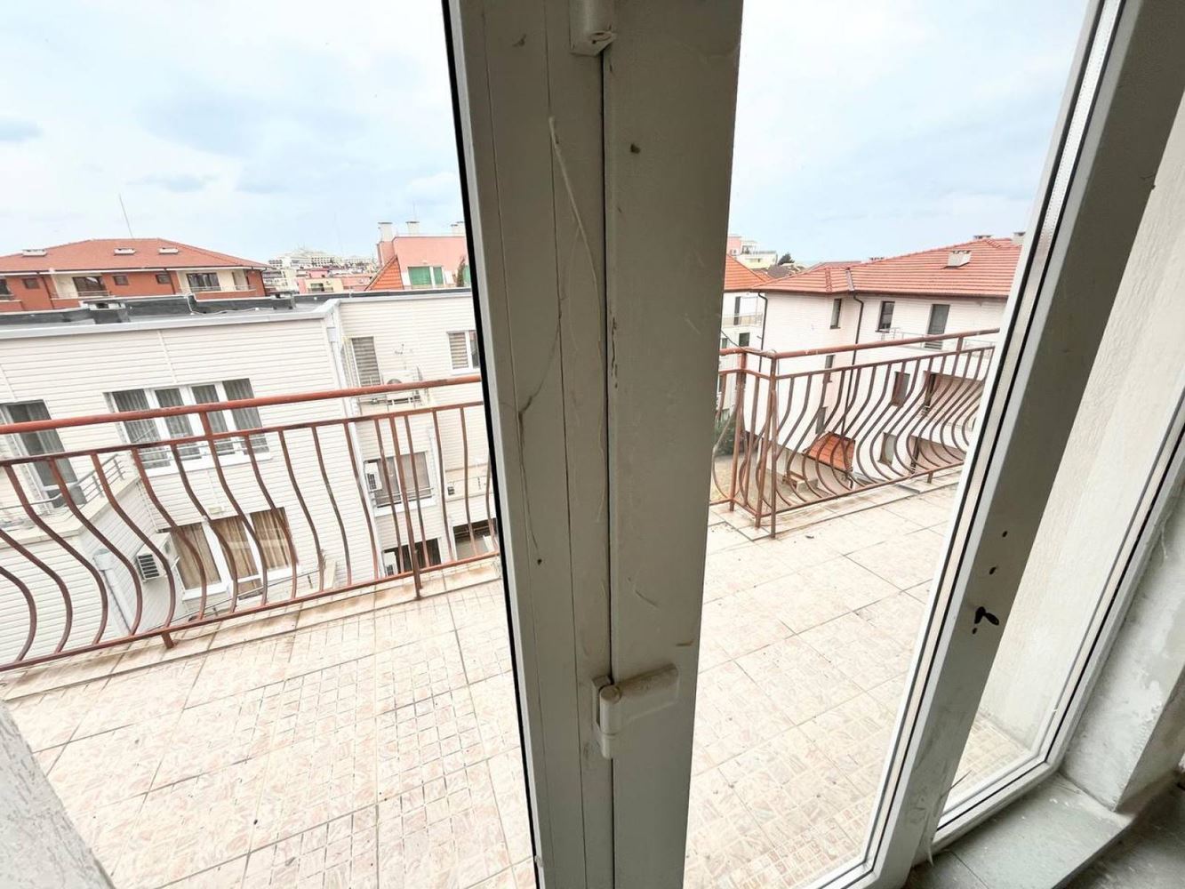 Geräumige Maisonette-Wohnung mit zwei Schlafzimmern zwischen Ravda und Nessebar – 200 Meter vom Strand entfernt, ohne Instandhaltungsgebühr!