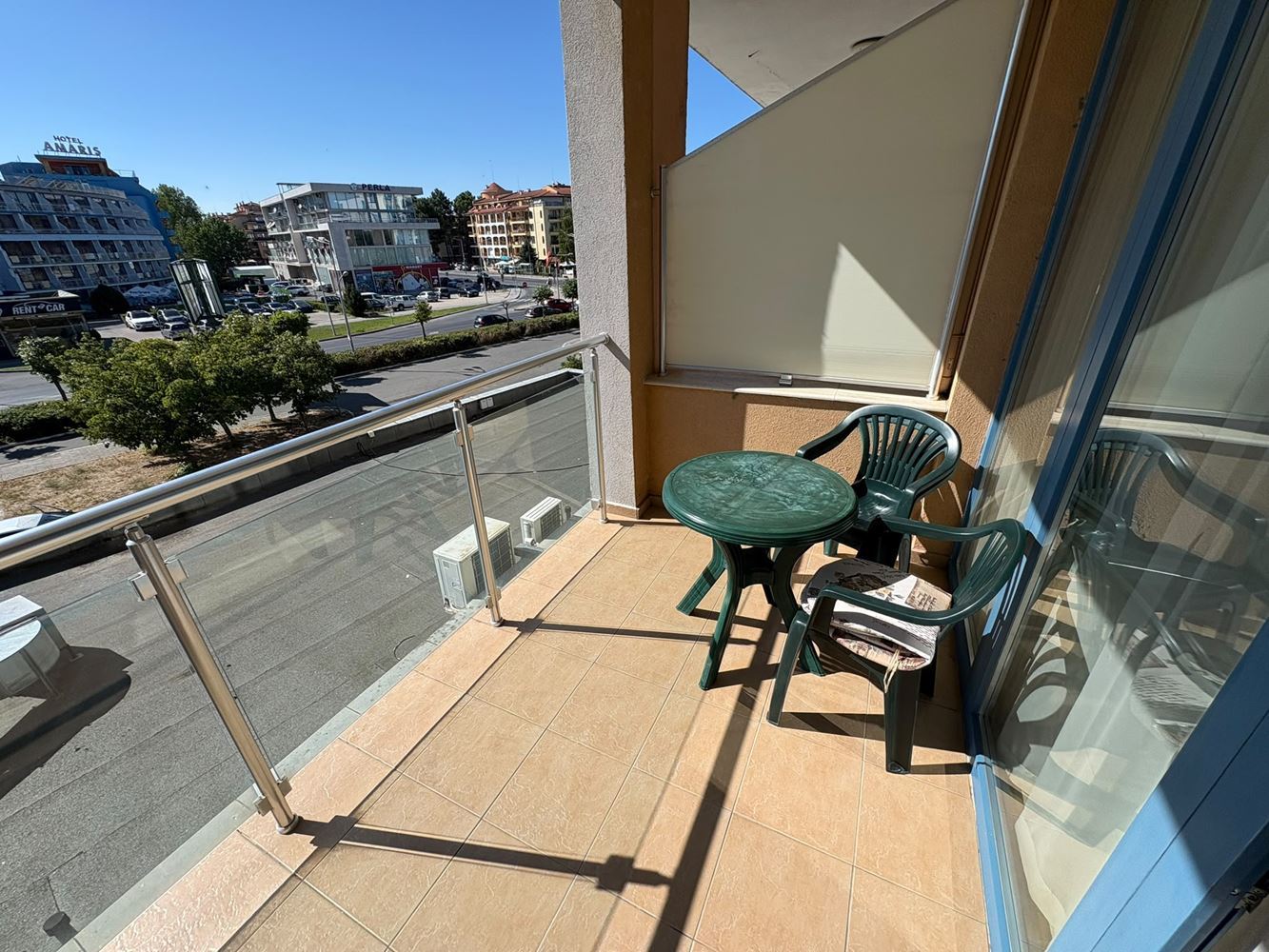 2-Zimmer-Wohnung in Sonnenstrand – Komfort in einer Anlage mit Swimmingpools und Wasserrutschen