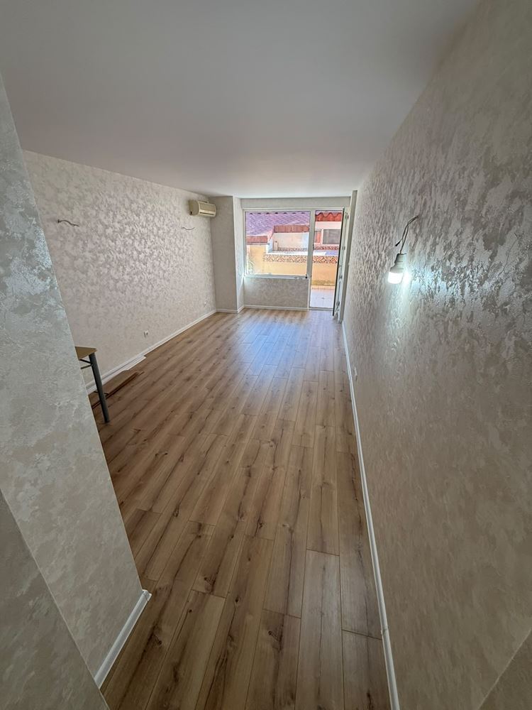 Studio-Apartment in Sveti Vlas mit großer Terrasse und ausgezeichneter Lage – ideal für Urlaub oder Investition