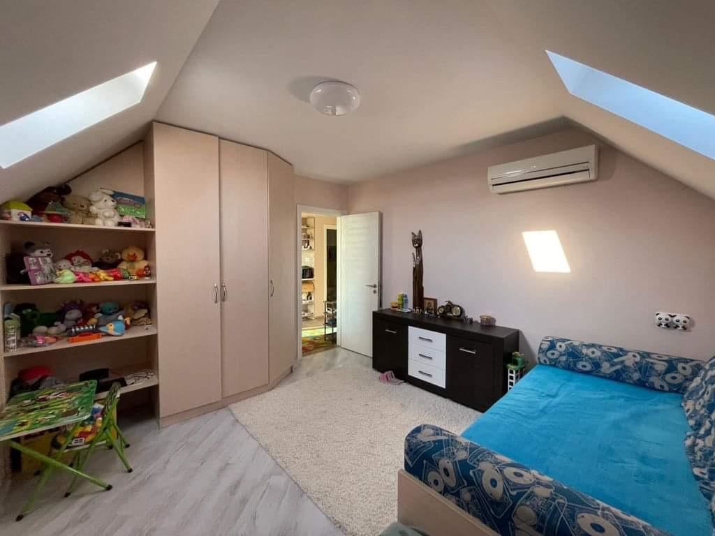 Panoramawohnung mit zwei Schlafzimmern und Meerblick in Ravda – Licht, Raum und niedrige Wartungsgebühr