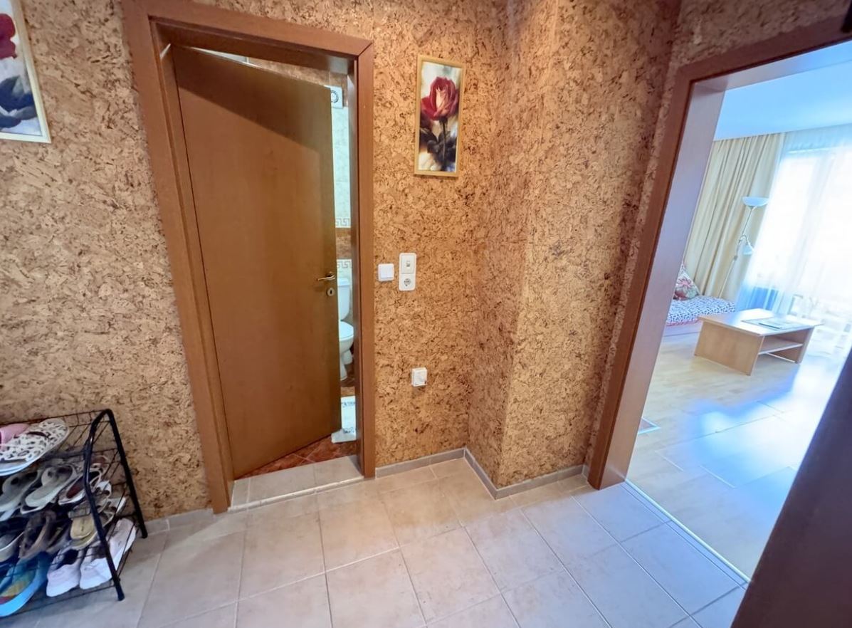 Wunderschönes Apartment in erster Meereslinie in einer prestigeträchtigen Wohnanlage nahe Elenite und Sveti Vlas