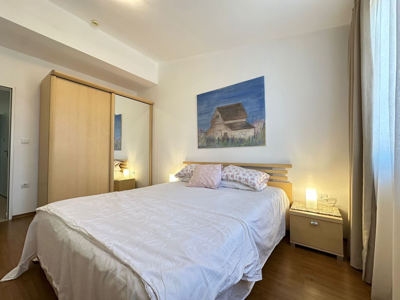 Wohnung mit einem Schlafzimmer in erster Meereslinie in Aheloy – Meeresatmosphäre, luxuriöse Annehmlichkeiten und fertige Unterlagen für den Kaufabschluss
