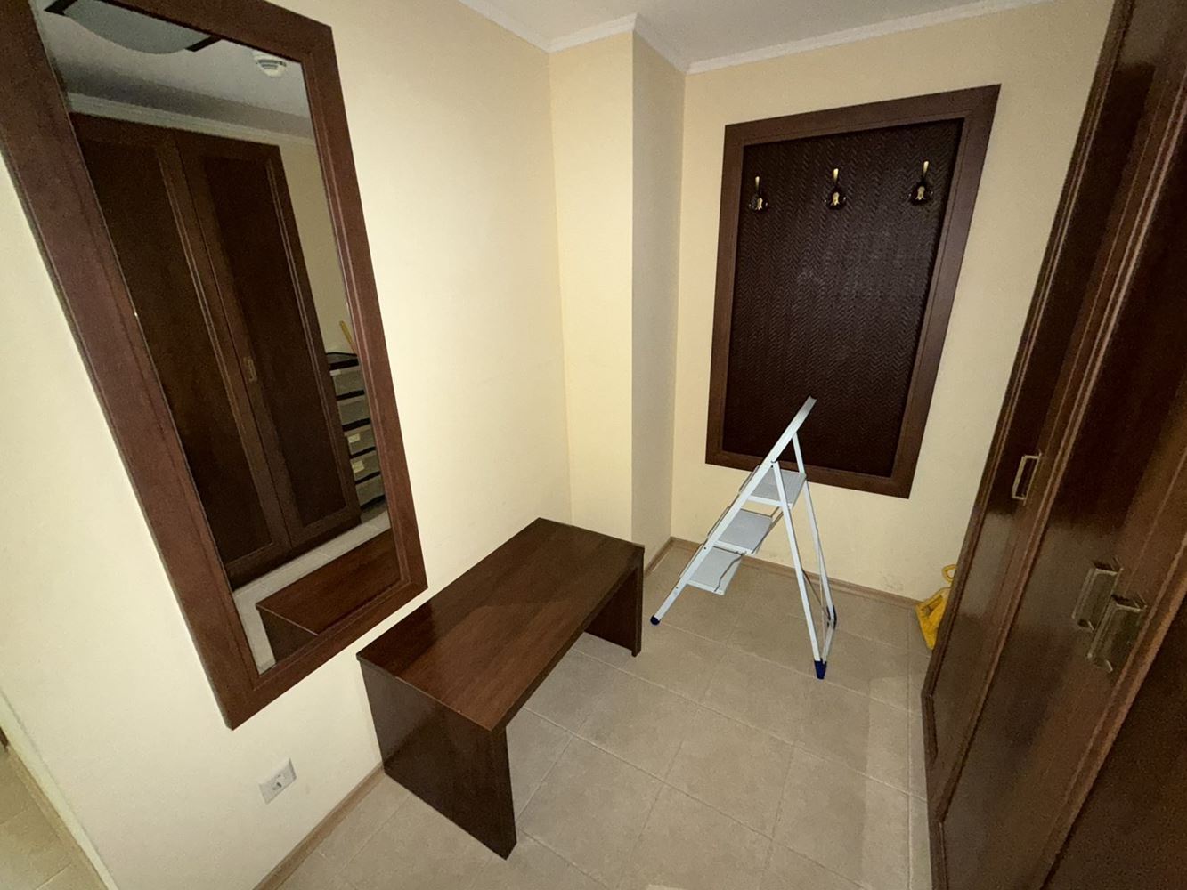 Zwei-Zimmer-Wohnung in Pomorie mit direktem Meerblick – luxuriöses Wohnen am Meer