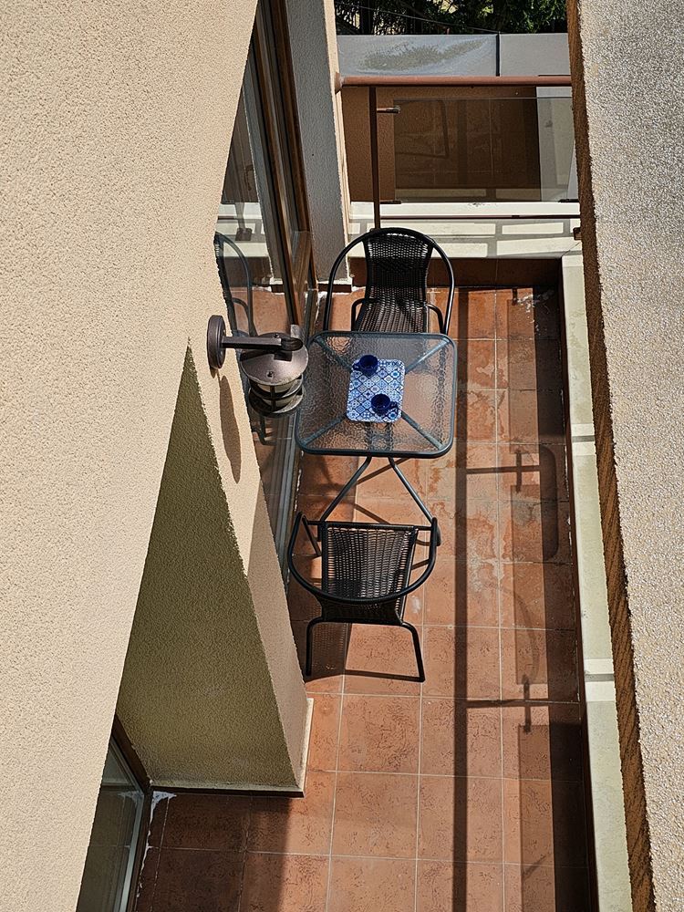 Zweizimmer-Maisonette mit großer Panoramaterrasse in einer prestigeträchtigen Anlage in Sveti Vlas