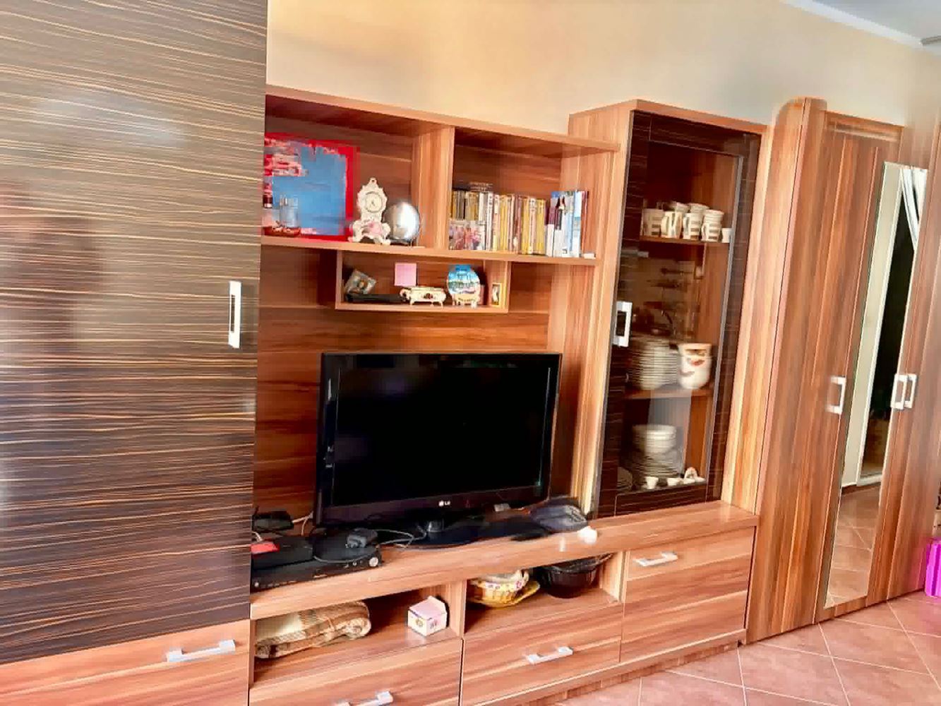 Sonniges Studio in Pomorie – nur 400 m vom Meer entfernt, in der Nähe des Sanatoriums