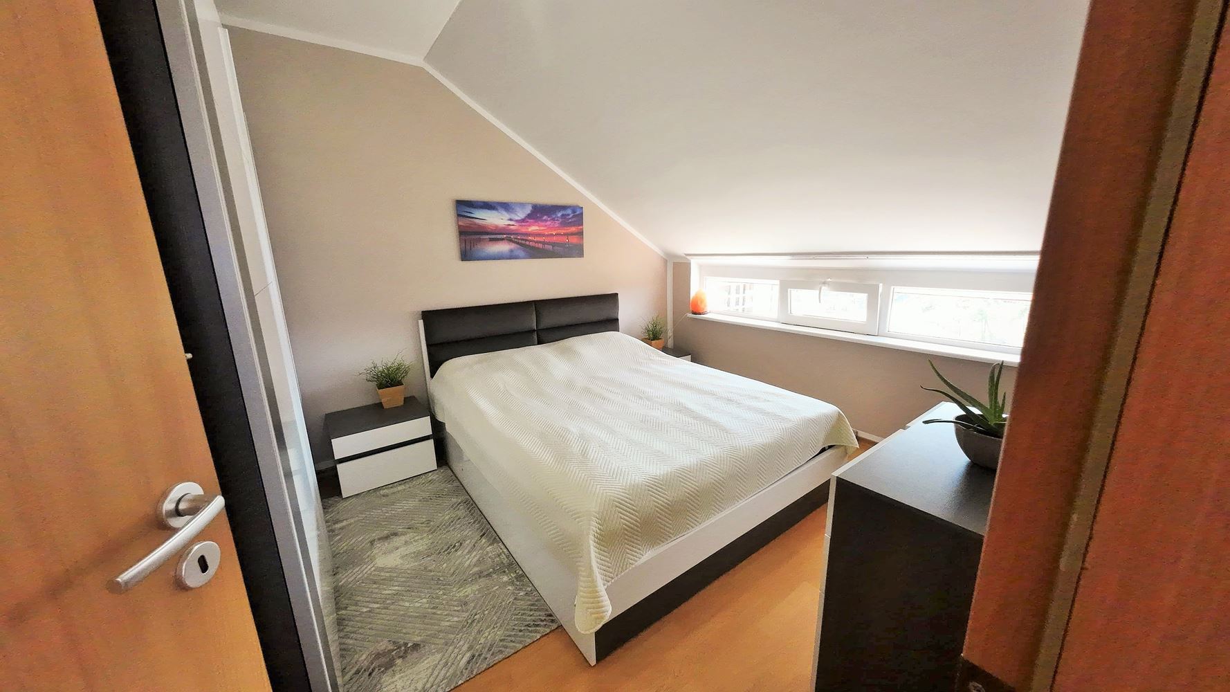 Gemütliche Wohnung mit einem Schlafzimmer in Sonnenstrand – Komfort, Großzügigkeit und hervorragende Lage am Meer