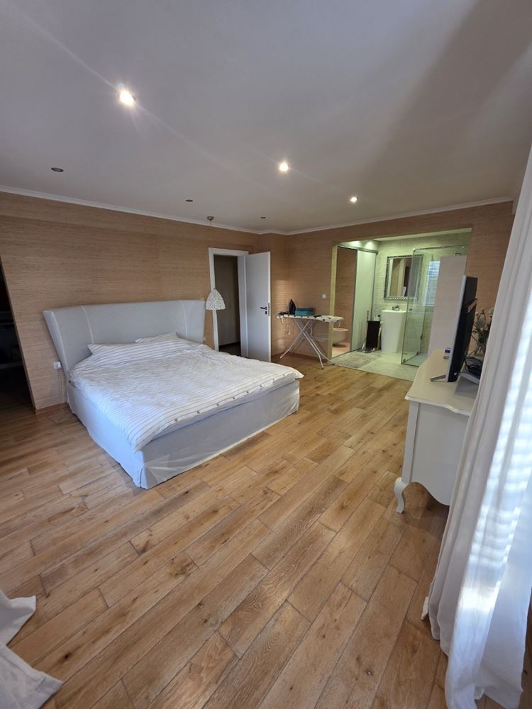 Nessebar: luxuriöse Wohnung mit zwei Schlafzimmern und Panoramablick auf das Meer – 183 m² Großzügigkeit, Komfort und Stil