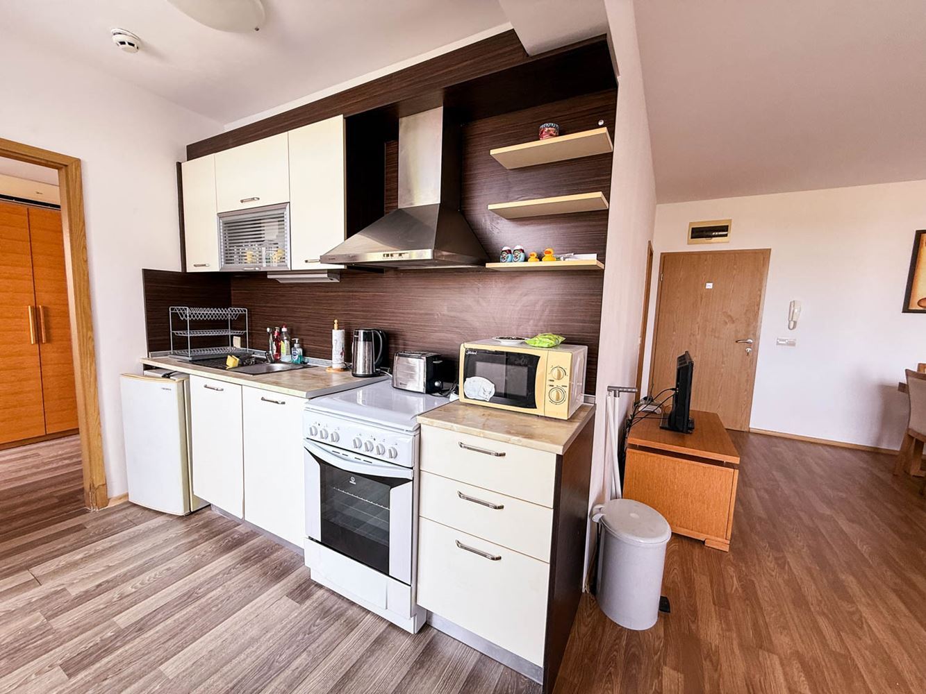 Großzügige 3-Zimmer-Wohnung mit teilweisem Meerblick in Aheloy