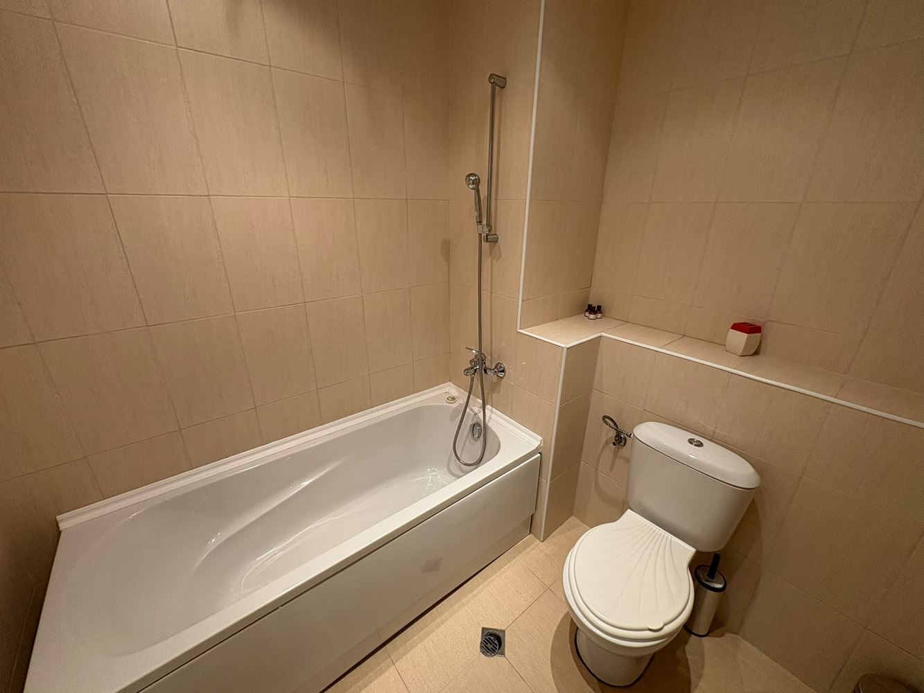 3-Zimmer-Wohnung in Sunny Beach – großzügiges Wohnen, Komfort und Unterhaltung in einer Ferienanlage