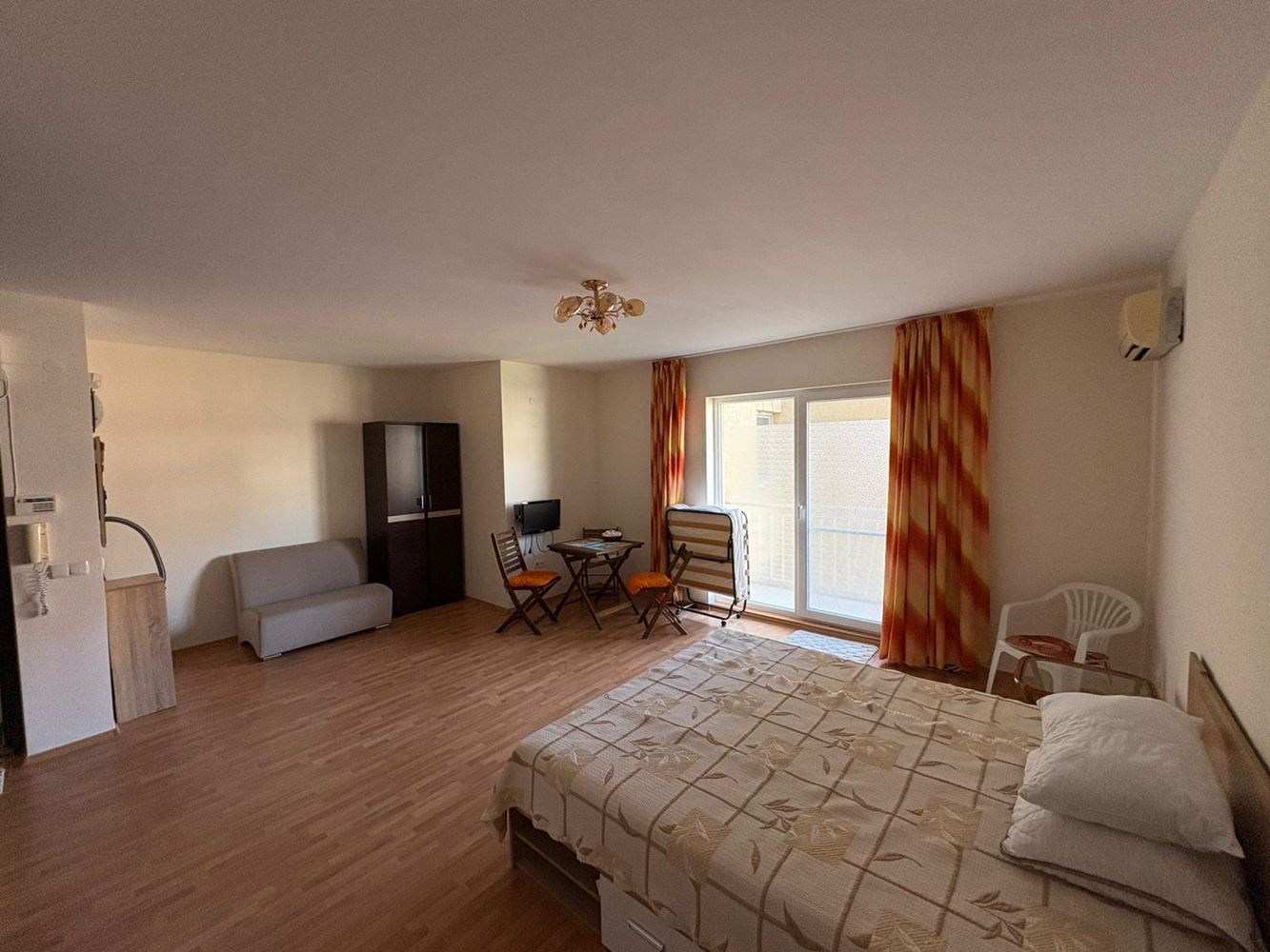 Geräumiges Studio im Herzen der Altstadt von Pomorie – nur wenige Schritte vom Meer entfernt