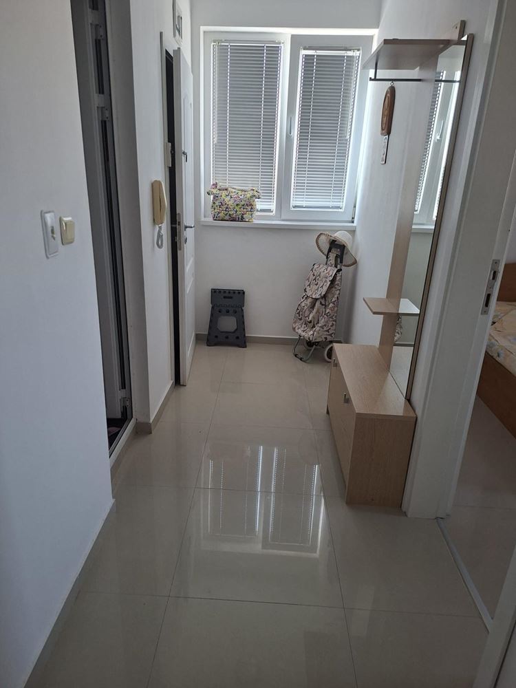 Panorama-2-Zimmer-Wohnung mit Meerblick in Ravda – bezugsfertig