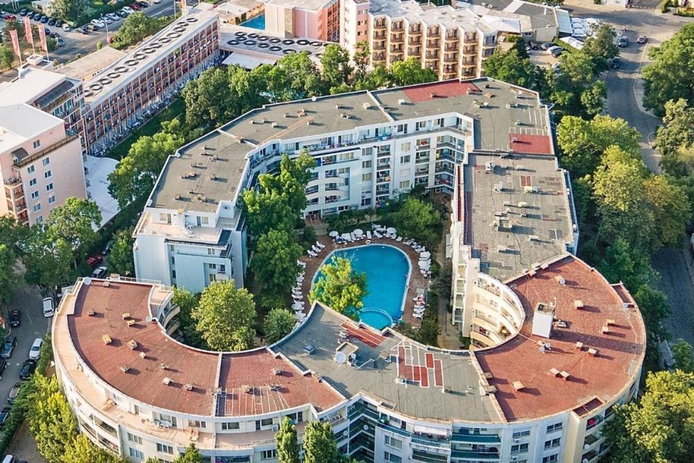 Die perfekte Ferieninvestition mit ausgezeichneter Lage – geräumige Wohnung 100 Meter vom Meer entfernt