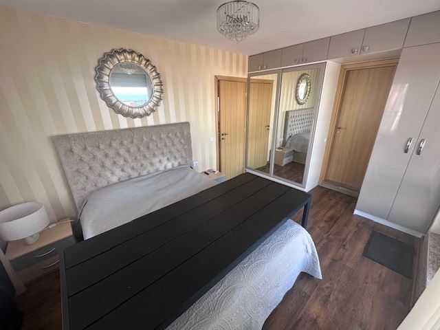 Penthouse mit Panoramameerblick und privatem Strandzugang in Sveti Vlas