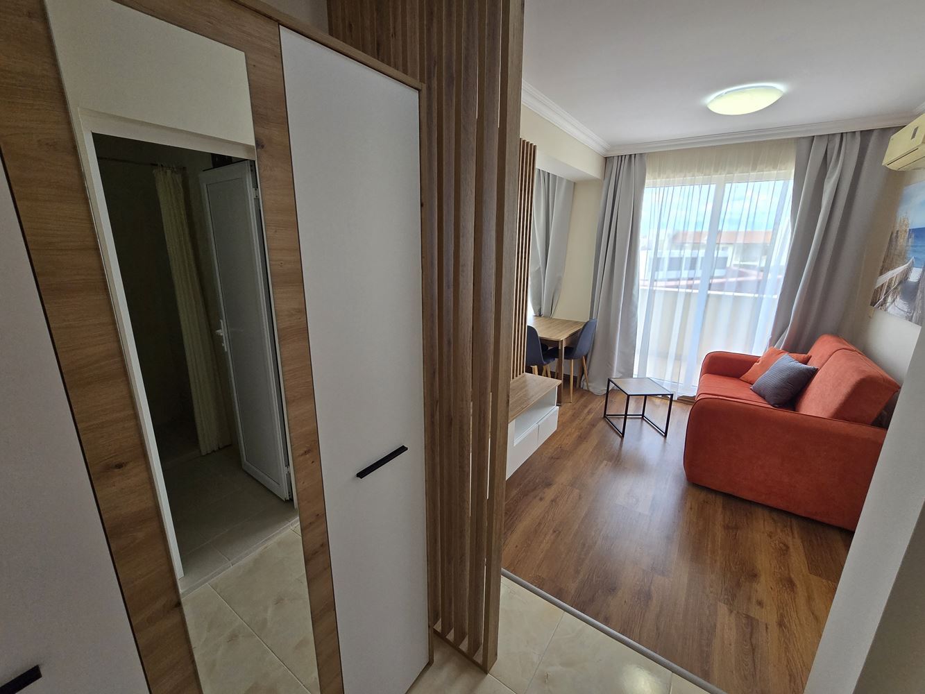 Zweizimmerwohnung in Sonnenstrand – neues luxuriöses Interieur, Panoramablick und hervorragende Investitionsmöglichkeit
