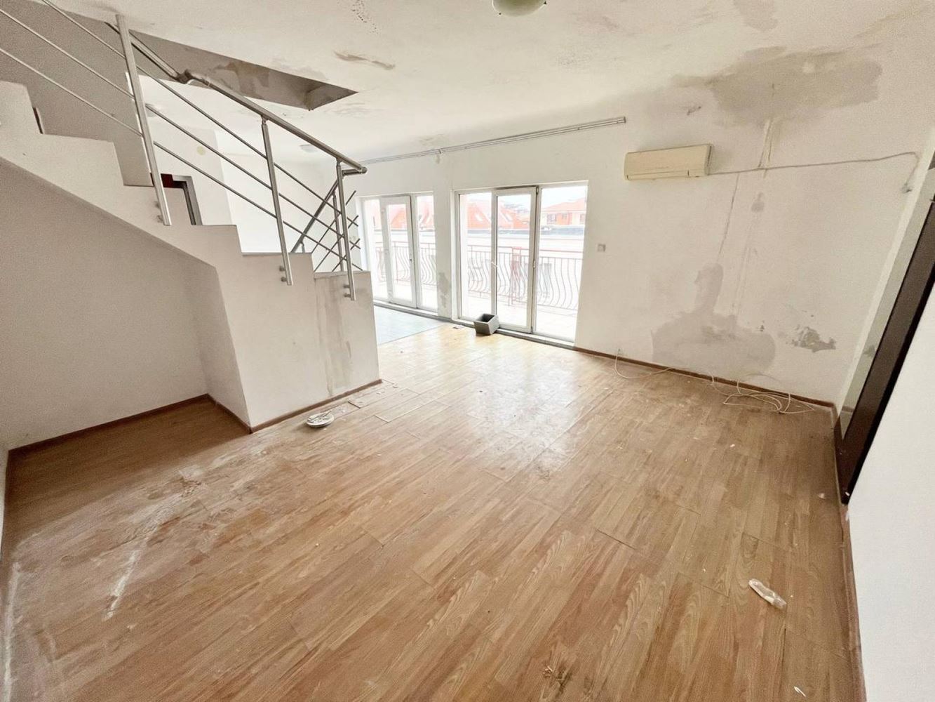 Geräumige Maisonette-Wohnung mit zwei Schlafzimmern zwischen Ravda und Nessebar – 200 Meter vom Strand entfernt, ohne Instandhaltungsgebühr!