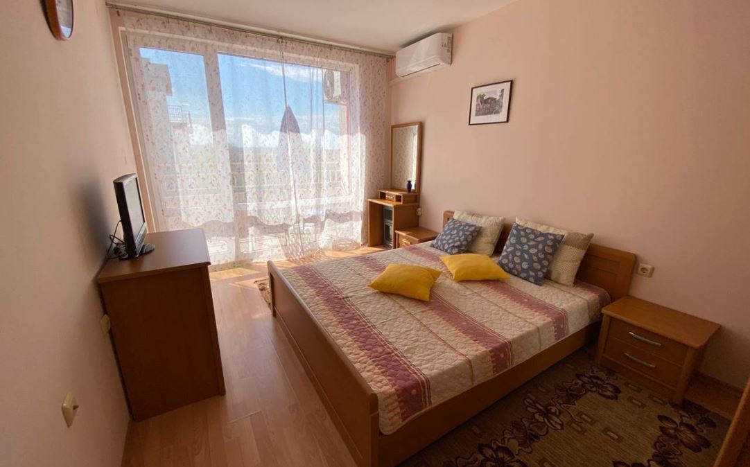 Geräumige Wohnung mit einem Schlafzimmer in einem modernen Komplex in Sonnenstrand – Komfort, Grünflächen und Annehmlichkeiten für Bewohner