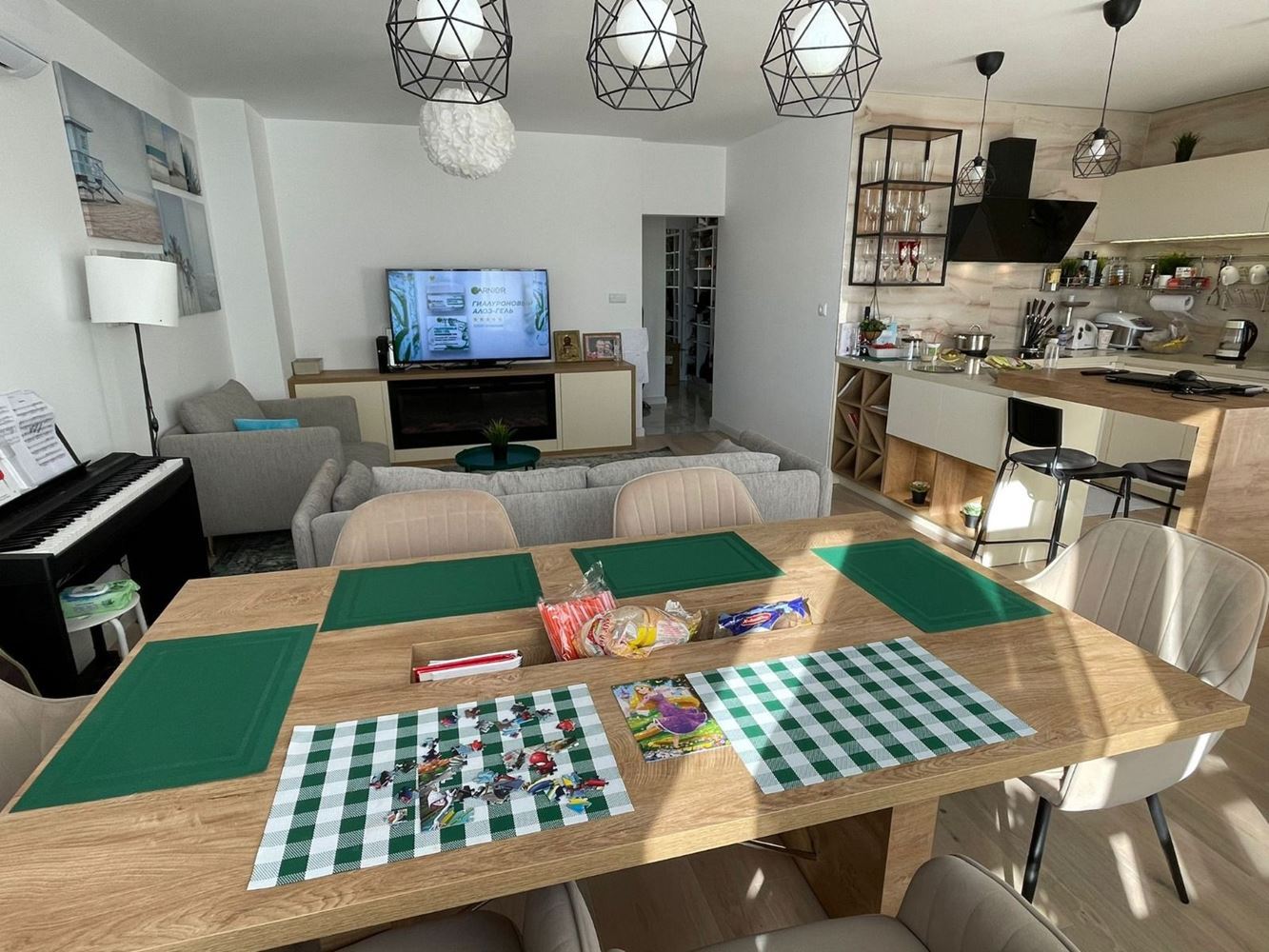 Geräumige Fünfzimmerwohnung mit Meerpanorama in Pomorie – Komfort, Stil und Funktionalität für eine große Familie
