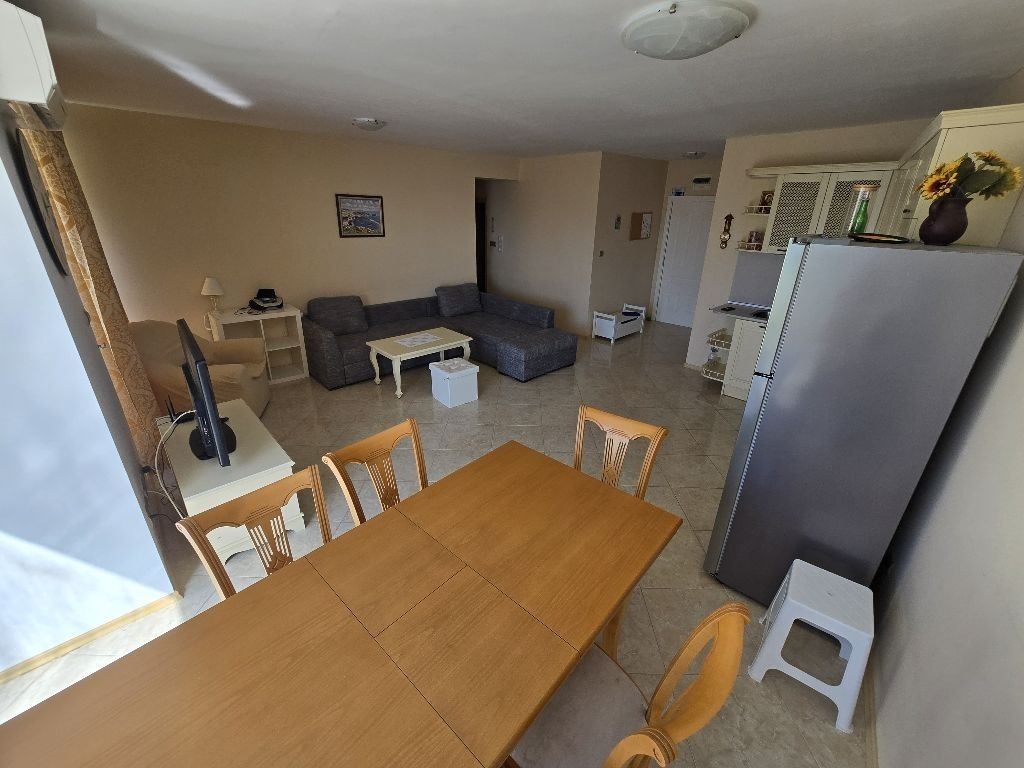Zwei-Zimmer-Wohnung in erster Meereslinie mit Meerblick in Zarewo – Luxus, Ruhe und einzigartige Lage