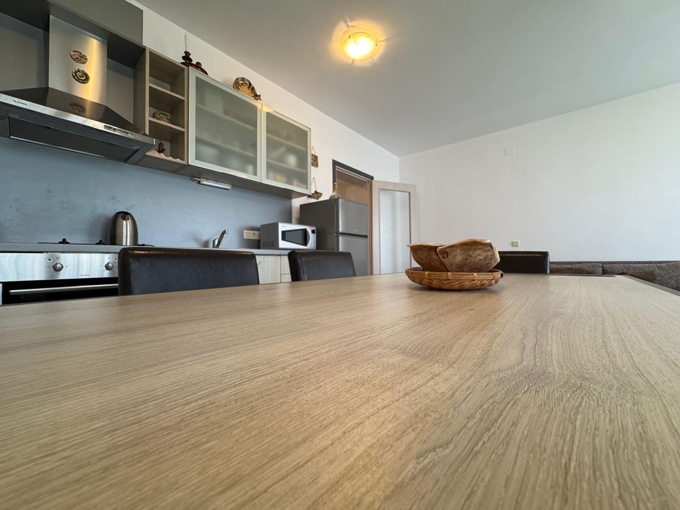 3-Zimmer-Wohnung mit Meerblick und Privatstrand in einer prestigeträchtigen Anlage in Tschernomorez