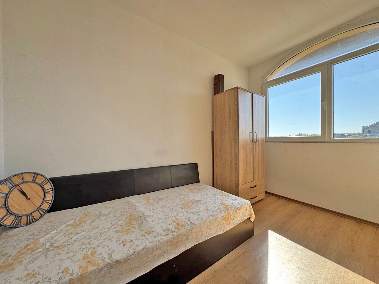 Ihr Zuhause am Meer in Sonnenstrand – gemütliche Zweizimmerwohnung mit Pool und Annehmlichkeiten für die ganze Familie