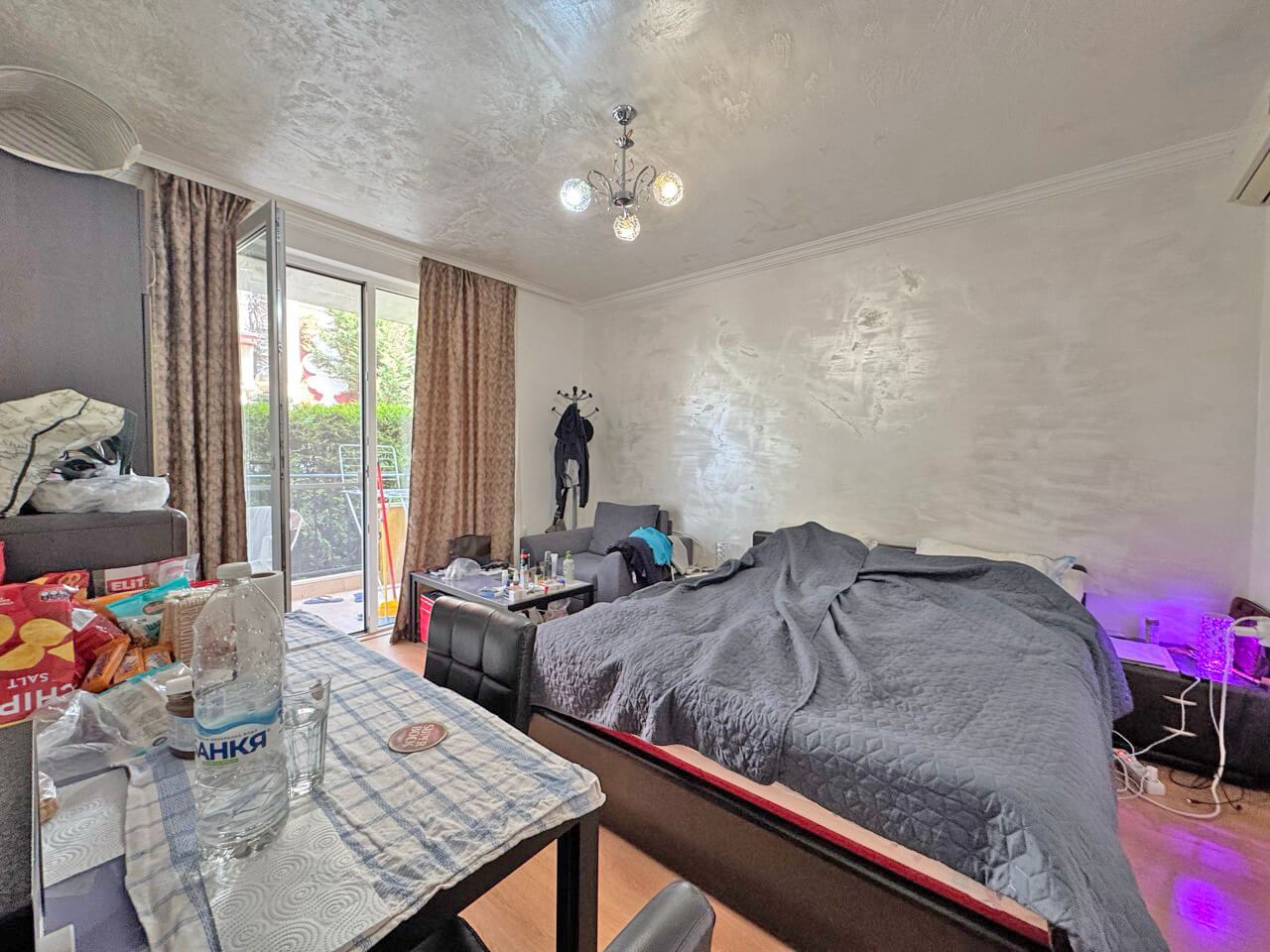 Studio mit separater Küche in einer geschlossenen Wohnanlage – eine ausgezeichnete Investition und ein gemütliches Zuhause in Sonnenstrand