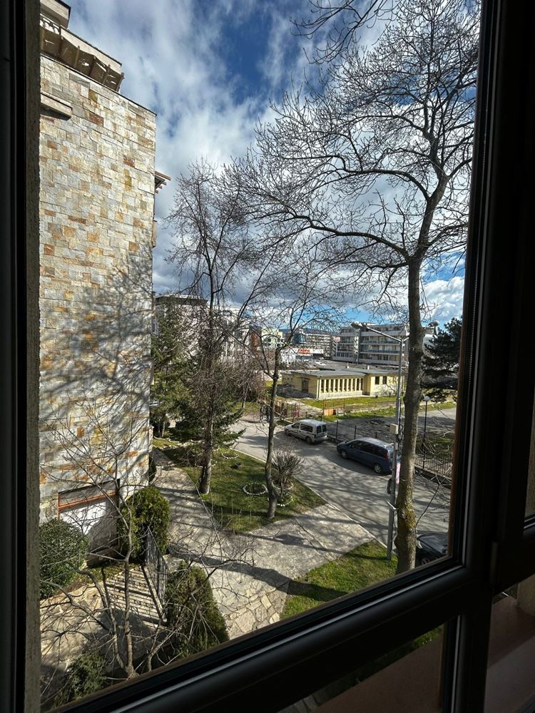 Geräumige und stilvoll eingerichtete Einzimmerwohnung im Herzen von Sunny Beach – ideal zum Wohnen oder als Investition