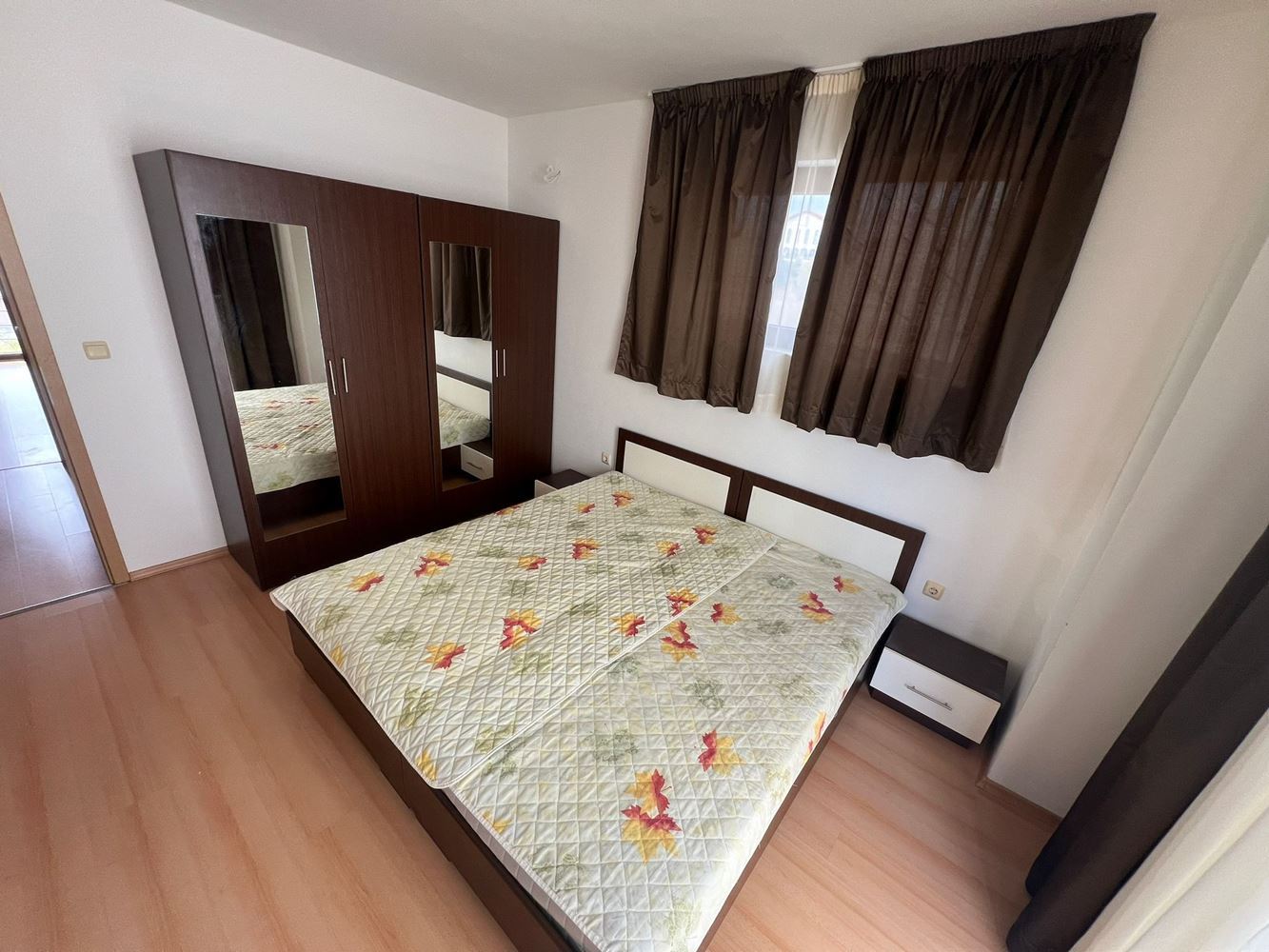 Wohnung mit zwei Schlafzimmern in einem modernen Komplex – vollständig möbliert und bereit für Ihr neues Leben