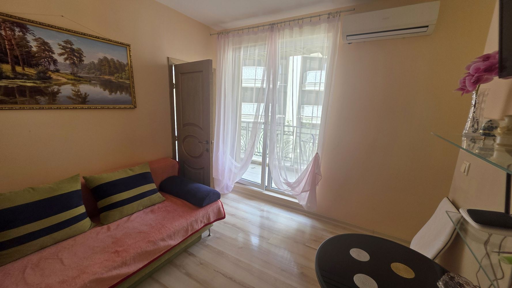 Wohnung mit einem Schlafzimmer in grüner Umgebung und hohem Komfort in Sonnenstrand – ausgezeichnete Investition und gemütliches Feriendomizil