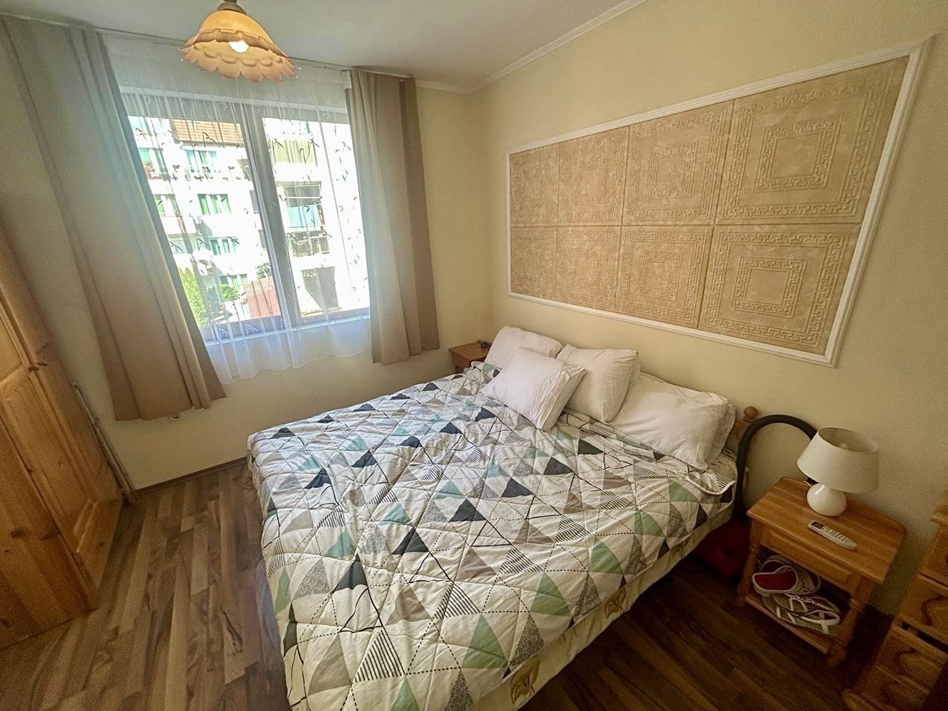 Geräumige Zweizimmerwohnung mit Blick ins Grüne in Nessebar – bezugsfertig