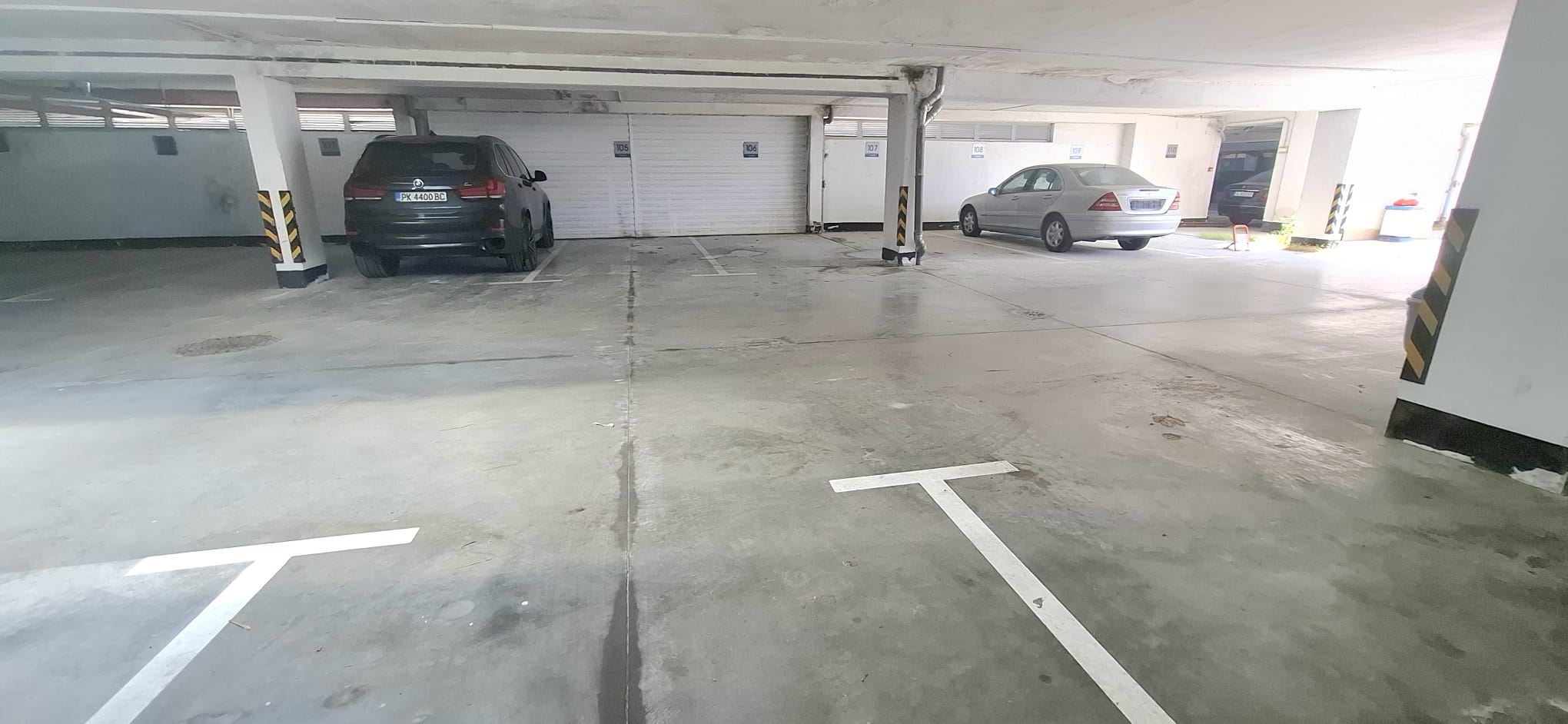 3-Zimmer-Wohnung in erster Linie mit frontalem Meerblick in Pomorie. Mit Tiefgaragenstellplatz!