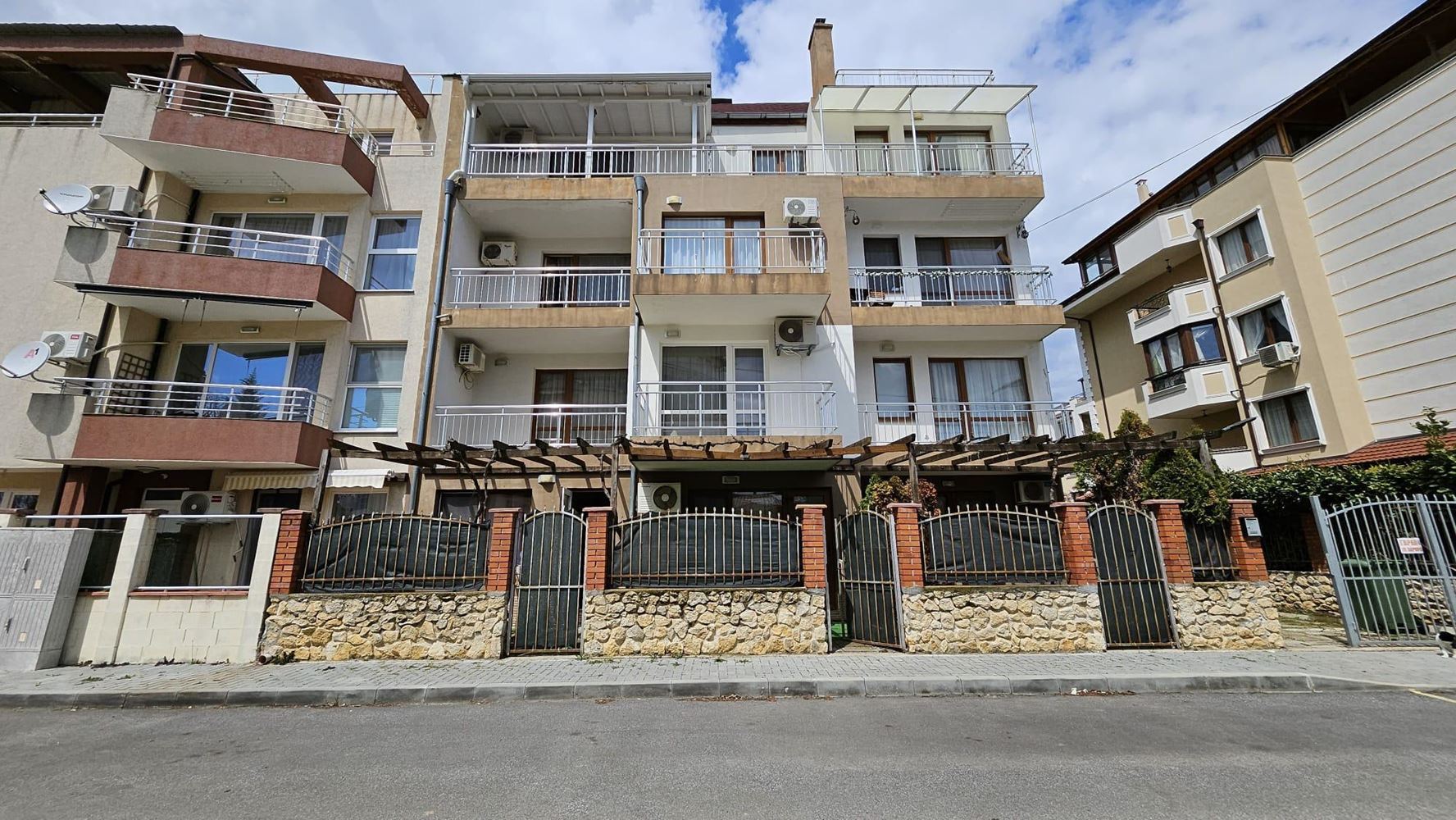 Möbliertes Studio in Ravda ohne Wartungsgebühr – nur 200 Meter vom Meer entfernt