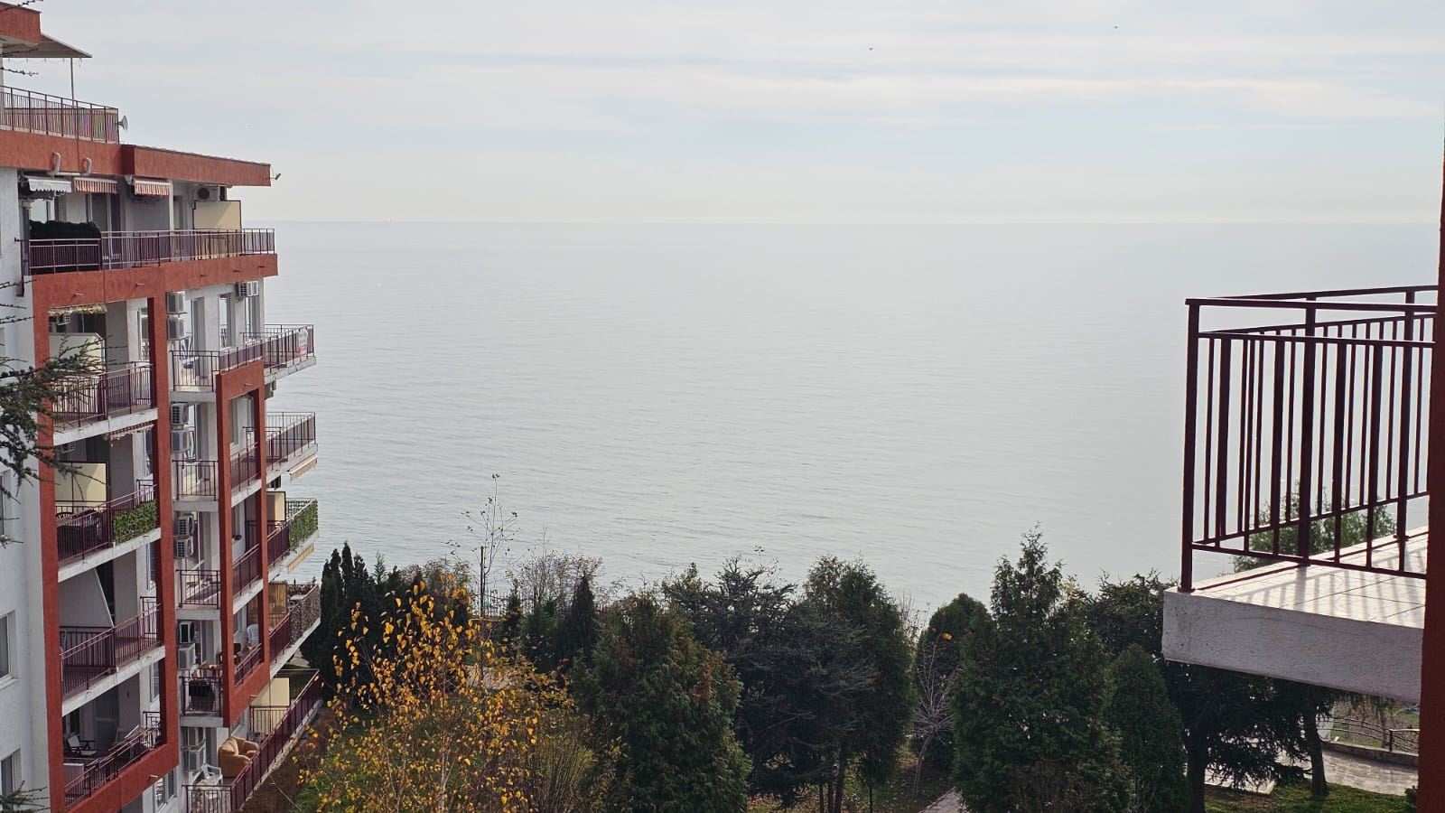 Meeresidylle in erster Linie – Zweizimmerwohnung (mit einem Schlafzimmer) mit Meerblick in Sveti Vlas