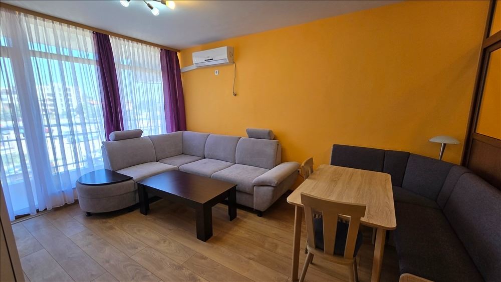 Zweizimmerwohnung ohne Instandhaltungsgebühr in Sarafovo – nach einer Auffrischungsrenovierung