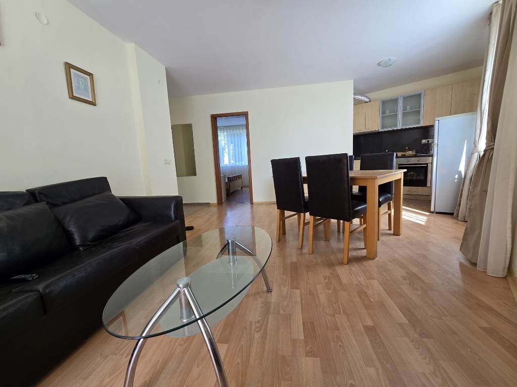 3-Zimmer-Wohnung in einer Wohnanlage mit umfangreicher Infrastruktur in Sveti Vlas