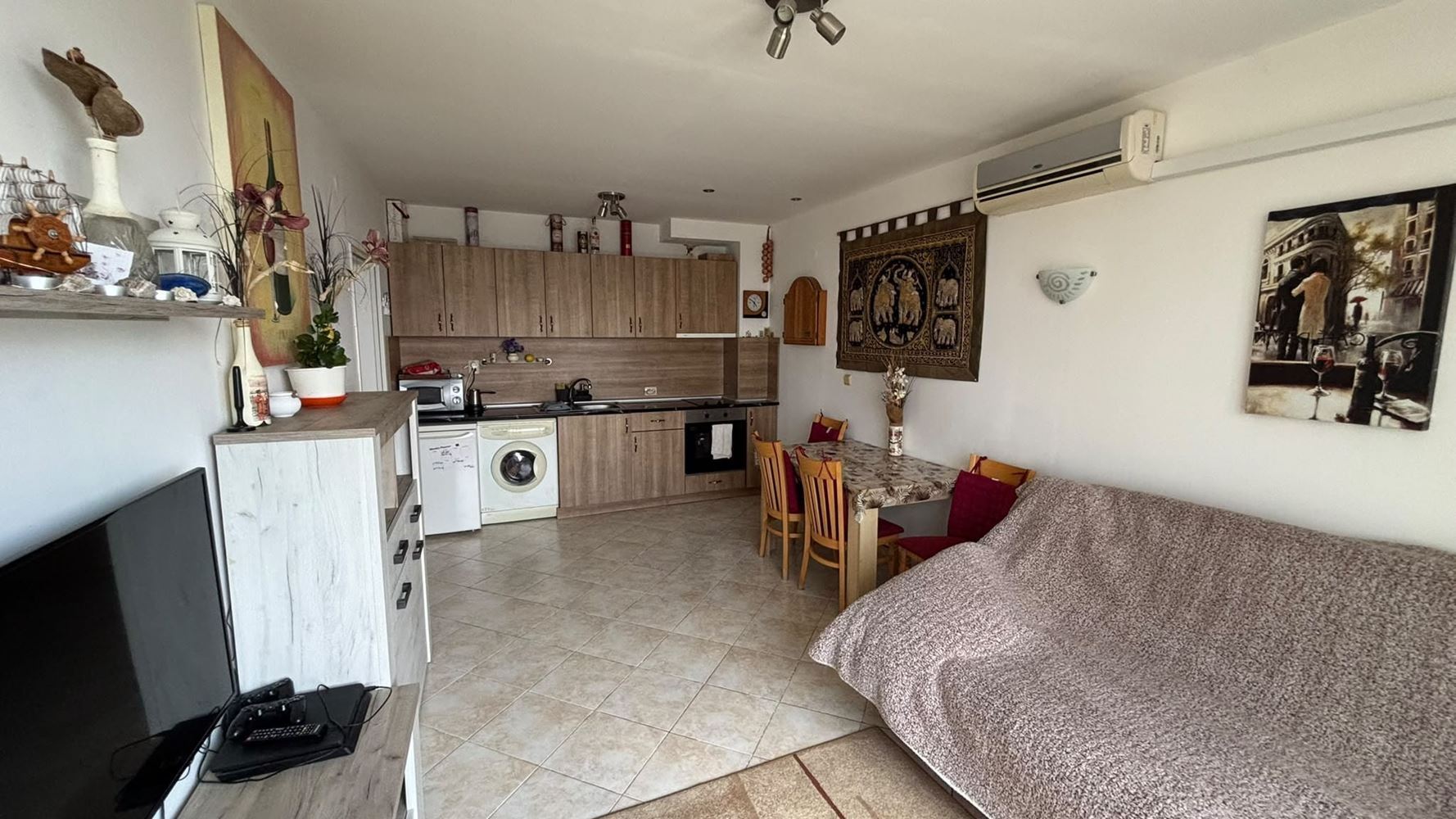 Wohnung mit einem Schlafzimmer und Meerblick in Sveti Vlas – ohne Instandhaltungsgebühr, mit Parkplatz, bezugsfertig
