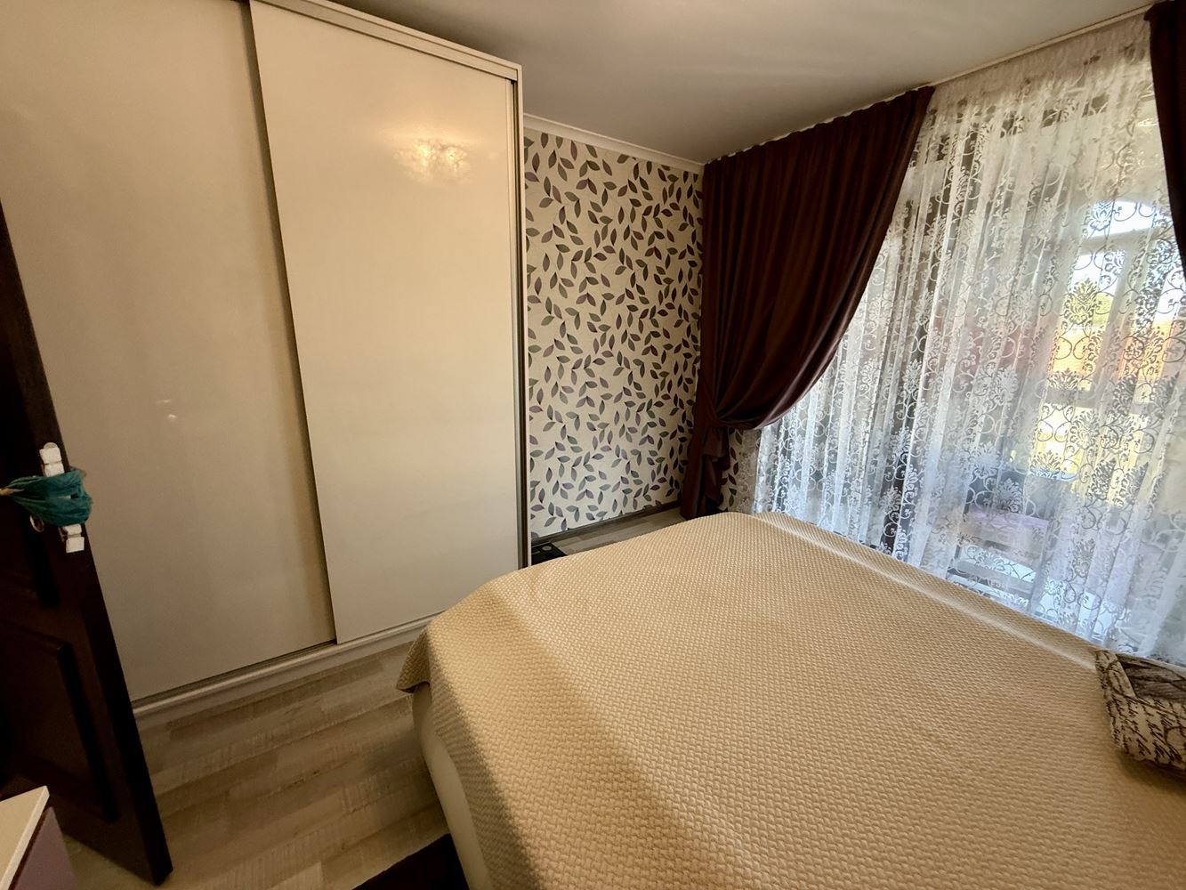 Wohnung in erster Meereslinie in Sveti Vlas – stilvolle Immobilie am Strand und am Yachthafen „Marina Dinevi“
