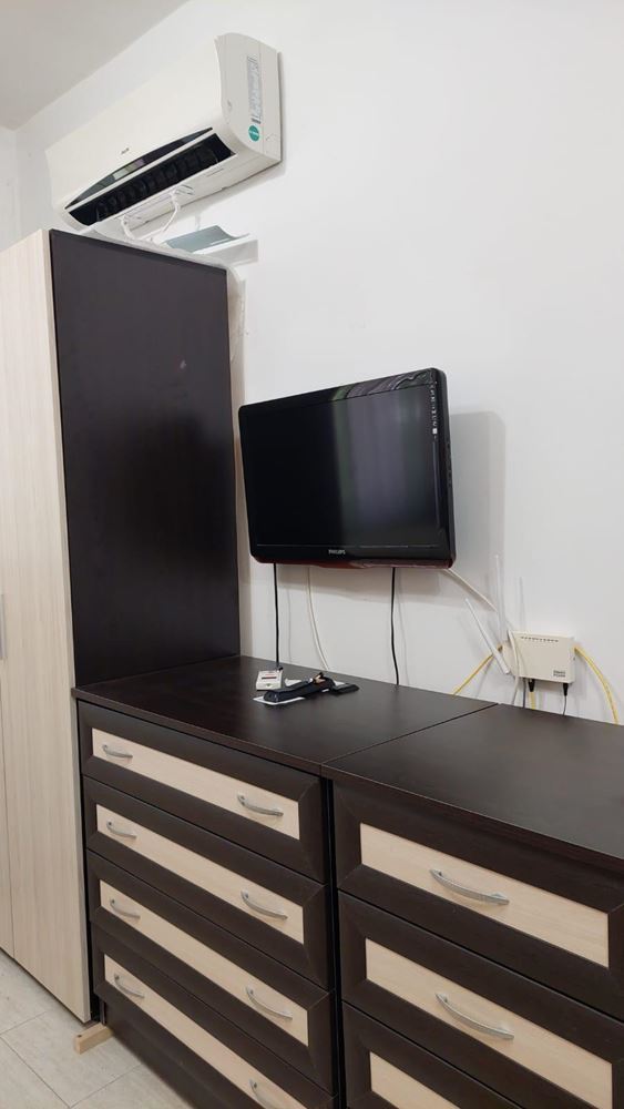 Möbliertes Studio in der Altstadt von Pomorie – 100 m vom Meer entfernt, mit großer verglaster Terrasse und ausgezeichneter Lage