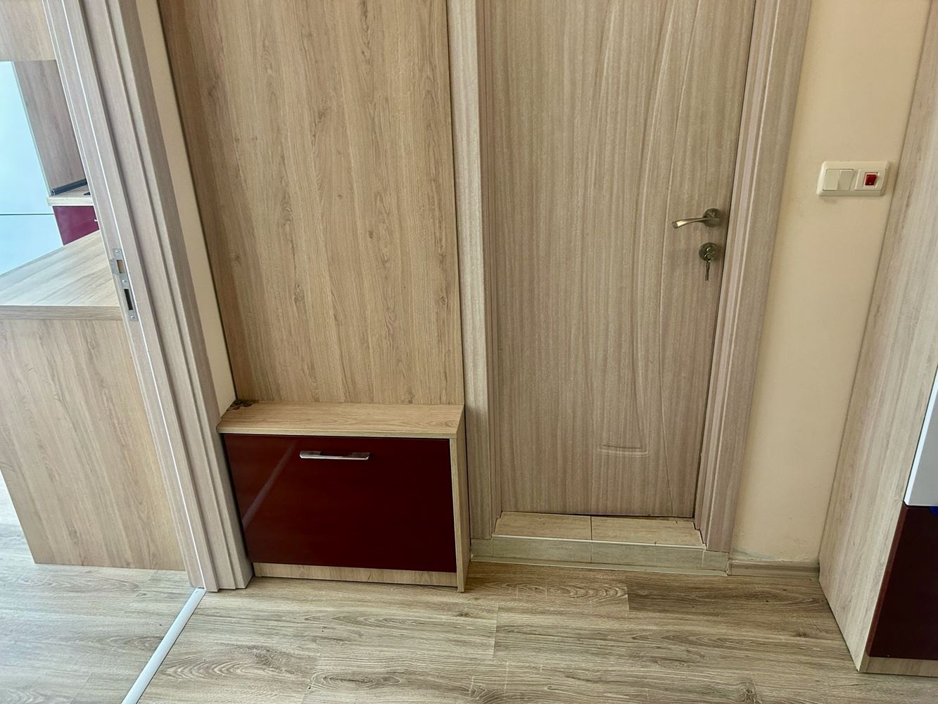 Komfortable 2-Zimmer-Wohnung mit direktem Zugang zum Pool in Nessebar – ein außergewöhnlich praktisches Angebot