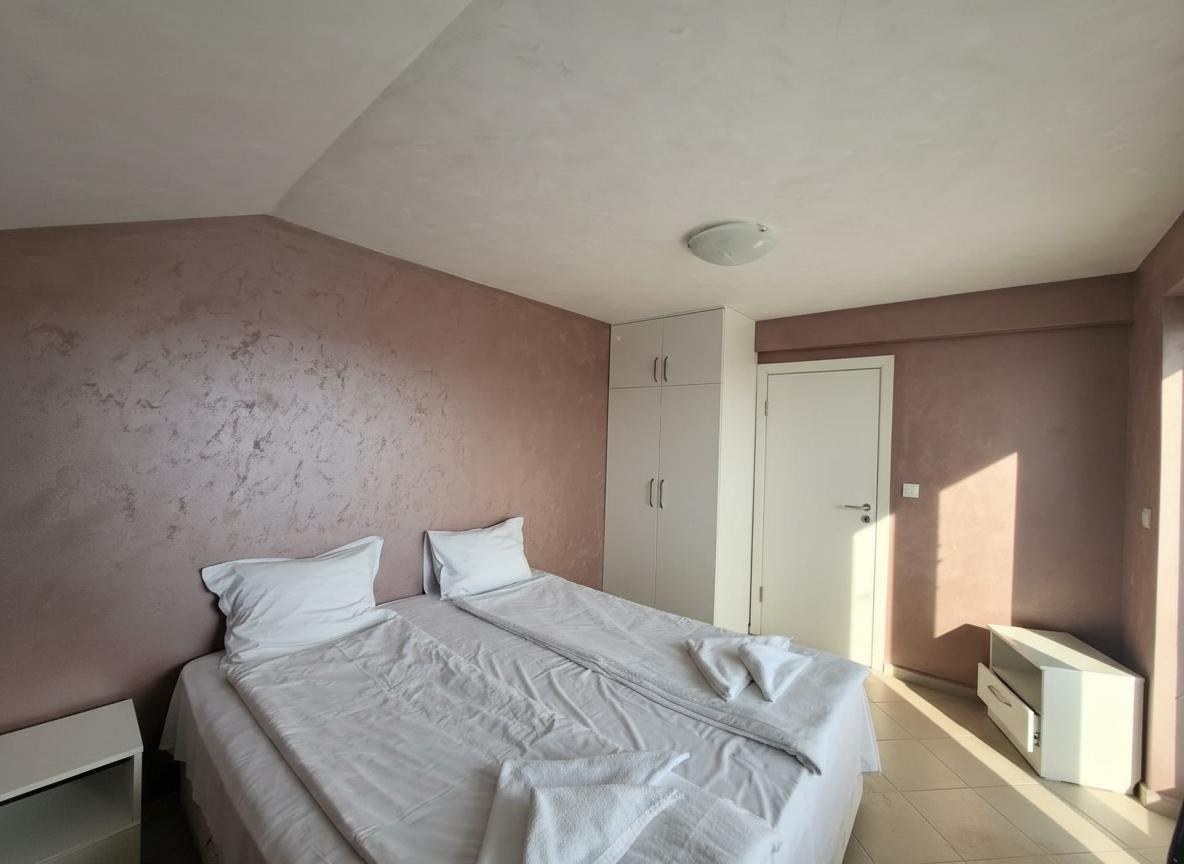 Sonnige Einzimmerwohnung in Ravda – eine ausgezeichnete Investition und Komfort nur 10 Minuten vom Strand entfernt