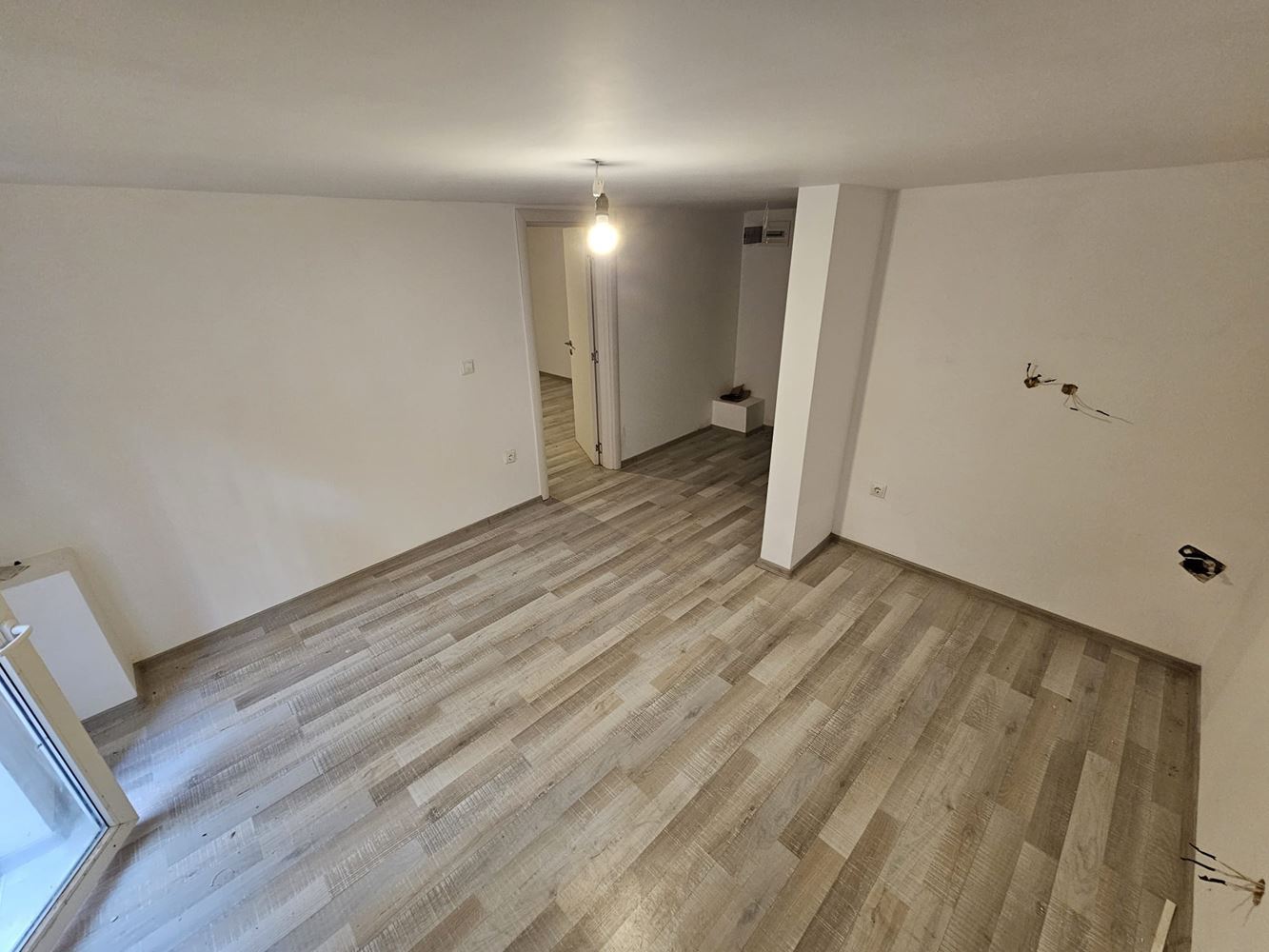 Ein-Zimmer-Wohnung in Sveti Vlas – heller Souterrain, bezugsfertig, keine Wartungsgebühr