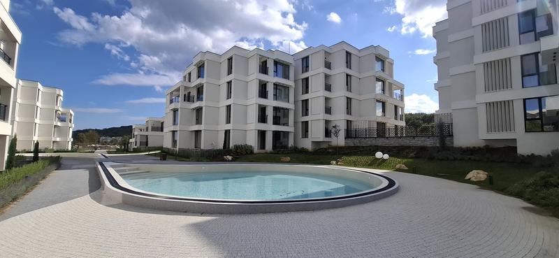 Neue Wohnung mit einem Schlafzimmer am Strand Kavatzi – luxuriöse Anlage mit Privatstrand und hervorragenden Annehmlichkeiten
